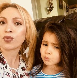 Meet your Posher, Veronica